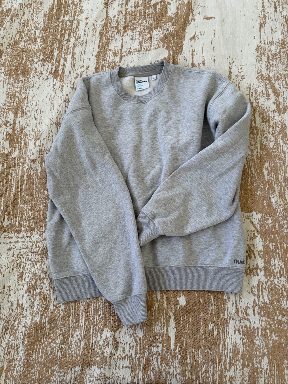 TNA bundle of 2 Crewneck Sweatshirt - Gray & t-shirt